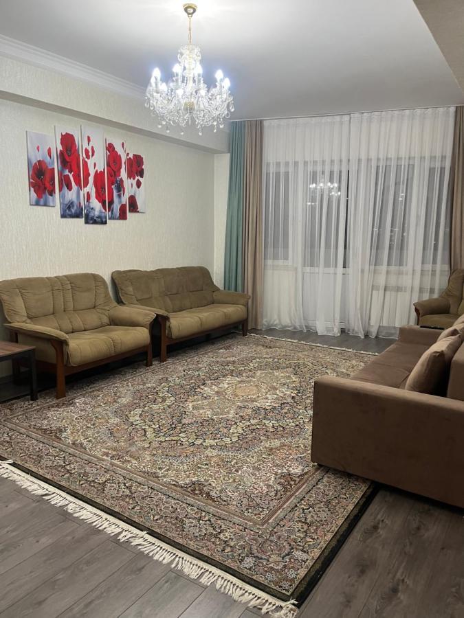 Apartment в художественном стиле в верхней части города Almaty